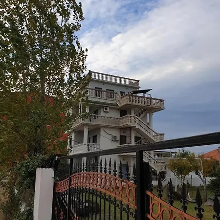 Family Velipojë